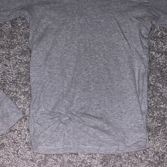Brandy Melville Gray Long sleeve Top OS - Picture 4 of 5